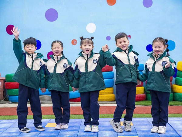 冬季保暖冲锋衣